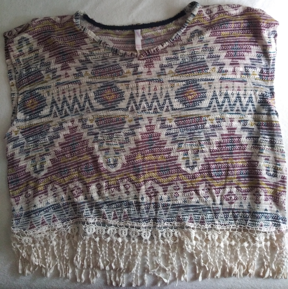 Patterned light crop top